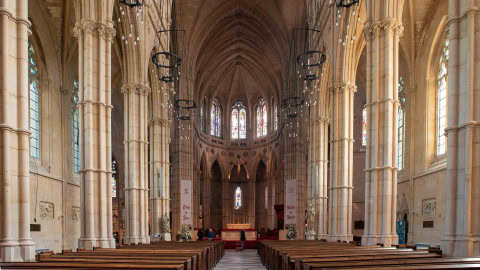 Especialista Universitario en Historia de la Iglesia en España y América Latina