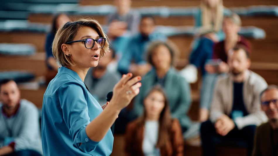 Un tipo de liderazgo educativo es el liderazgo distribuido