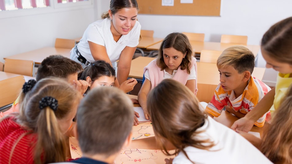 La innovación educativa tiene diversos tipos, los cuales se basan en los fundamentos de la investigación y la innovación educativa