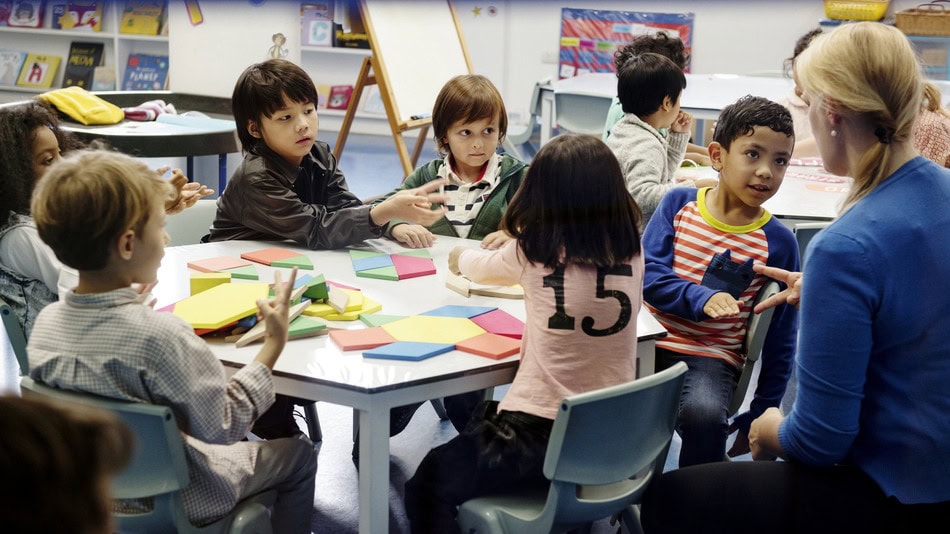 Las normas de convivencia en el aula son acuerdos establecidos entre docentes y estudiantes para fomentar el respeto