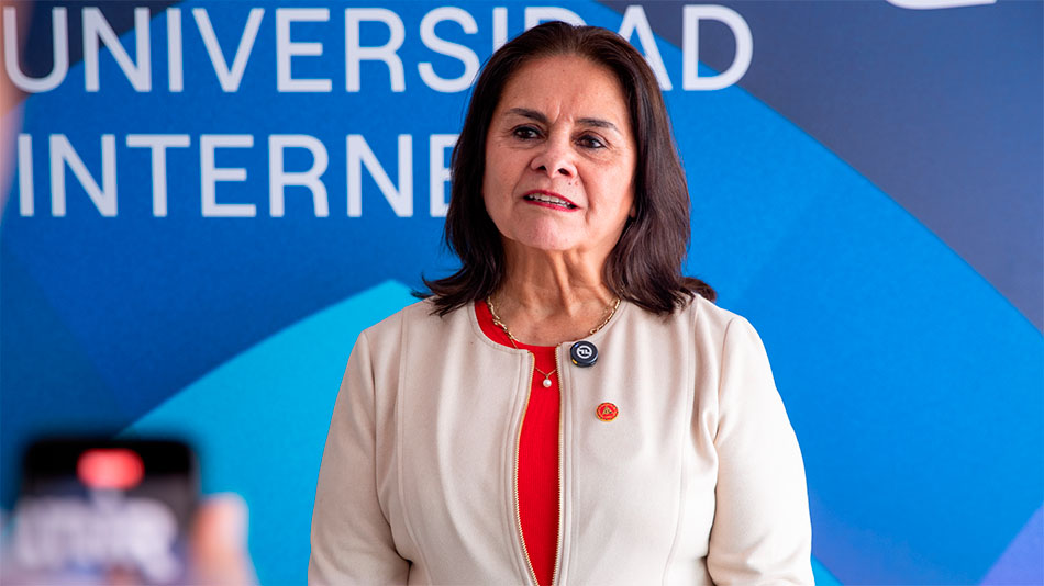 Lourdes del Pilar Carreras Caprile, directora tesorera del Colegio de Ingenieros del Perú - CDL.