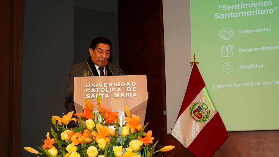 Máximo Rondón Rondón, vicerrector de investigación de la UCSM.