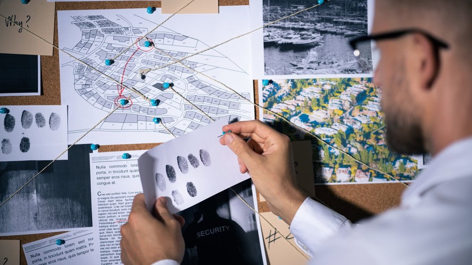 Si te interesa el área de la criminalística, la Maestría en Investigación Criminal de UNIR enseña cómo aplicar ese enfoque de investigación cuantitativo