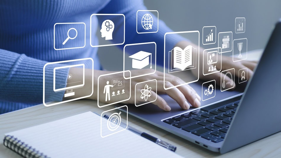 Aquellos que dudan sobre si es buena idea estudiar después de los 50 años deben tener claro que no existe límite de edad para aprender cosas nuevas