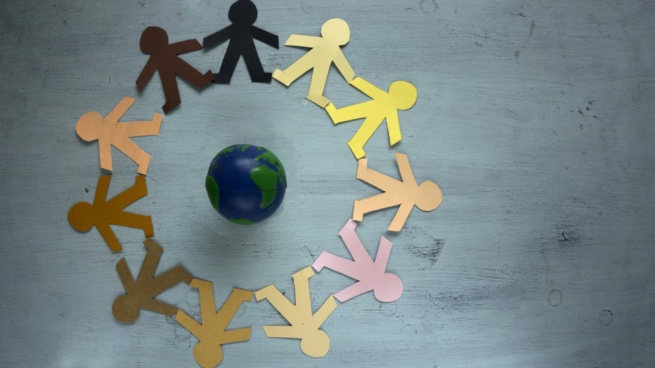 Los derechos de tercera generaci&oacute;n son aquellos derechos humanos que protegen intereses colectivos