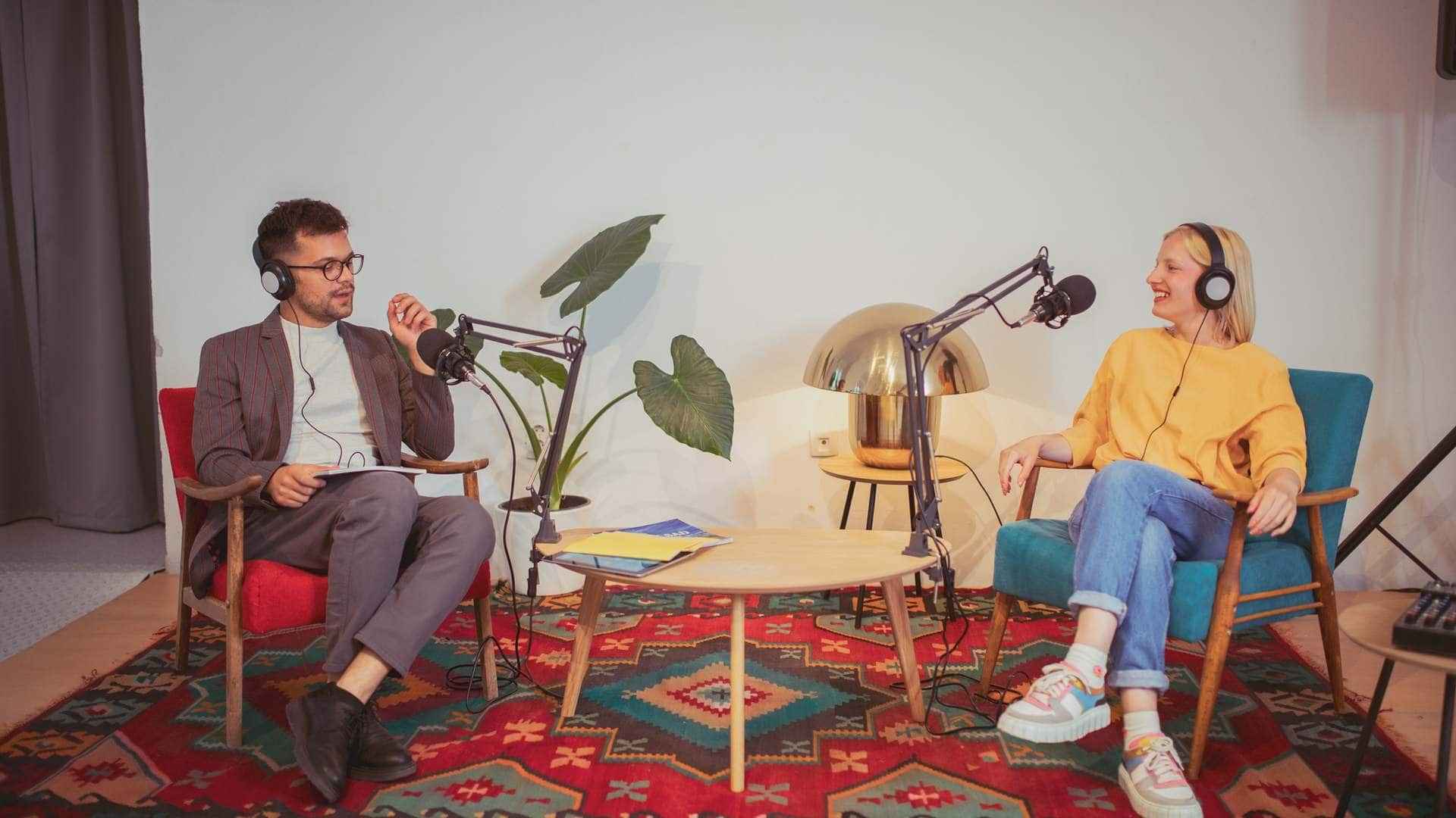 Cabecera-Microfonos-y-la-gran-pantalla