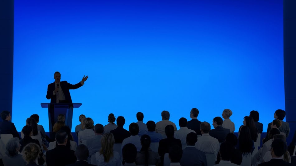 El politólogo es un analista estratégico de las relaciones de poder