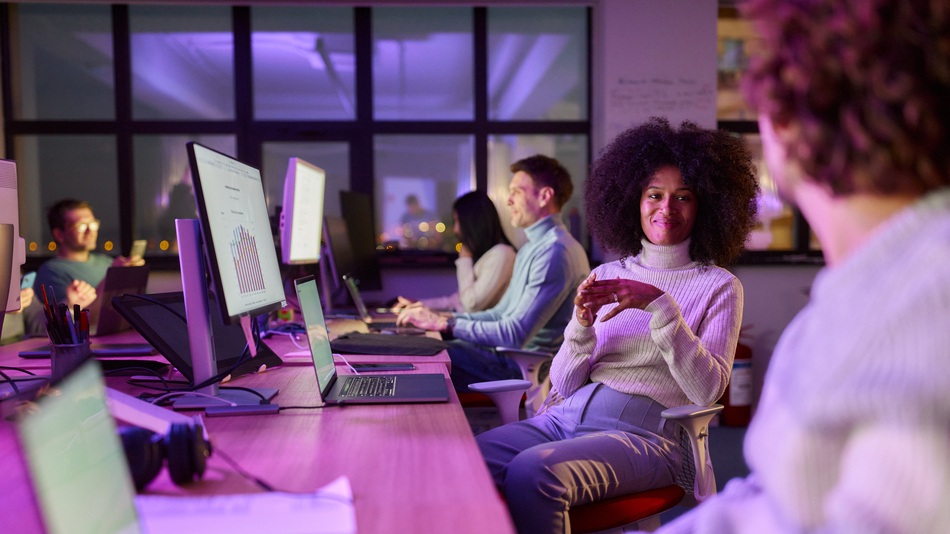 Ser programador implica una sólida formación en tecnología (como Ingeniería Informática o de Software)