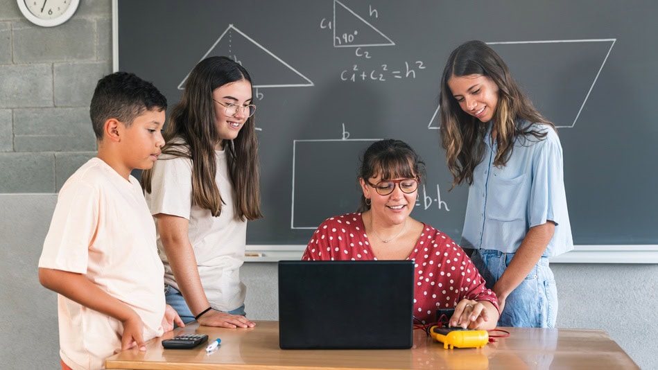 La modernización de la infraestructura educativa en el Perú es importante para garantizar una educación de calidad