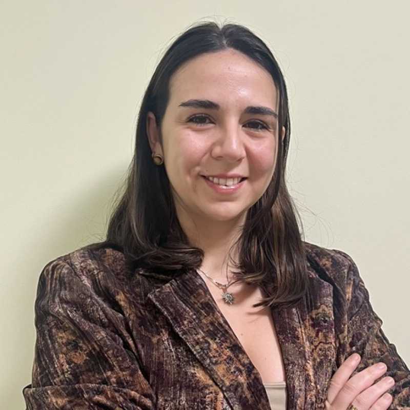 Adriana Hijón Domarco, Experta asociada