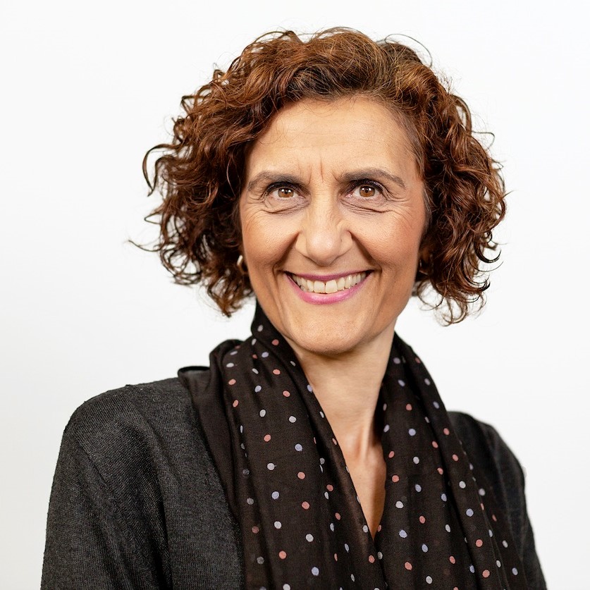 Agustina M. Vinagre Gonzalez, Director académico