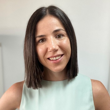 Alba López Bolás, Directora académica