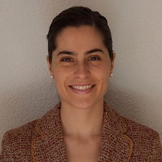 Belen Martín Guerrero, Experta asociada