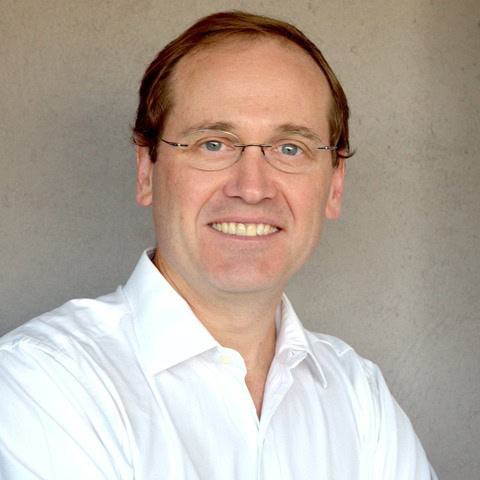 Bernardo Quinn, Experto asociado