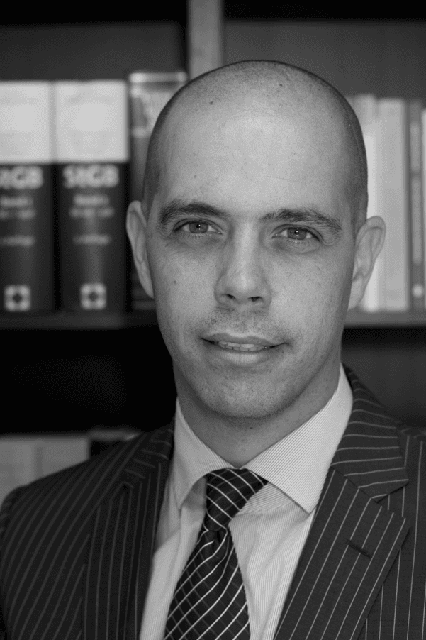 Carlos Gómez-Jara, Director