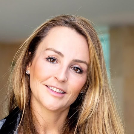 Cristina de Diego, Experta asociada