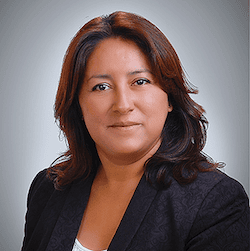 Cynthia Villanueva Espinosa, Experta asociada