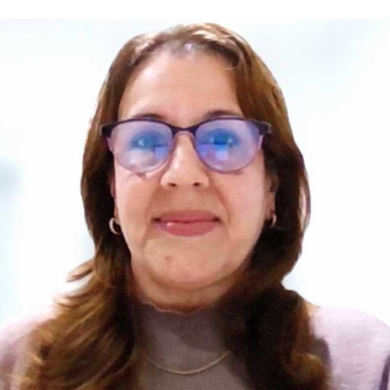 Dunia Mercedes Ferrer Lozano, Docente UNIR