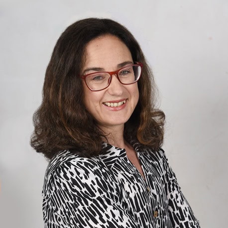 Elena Martínez-Zaporta Aréchaga, Experta Asociada