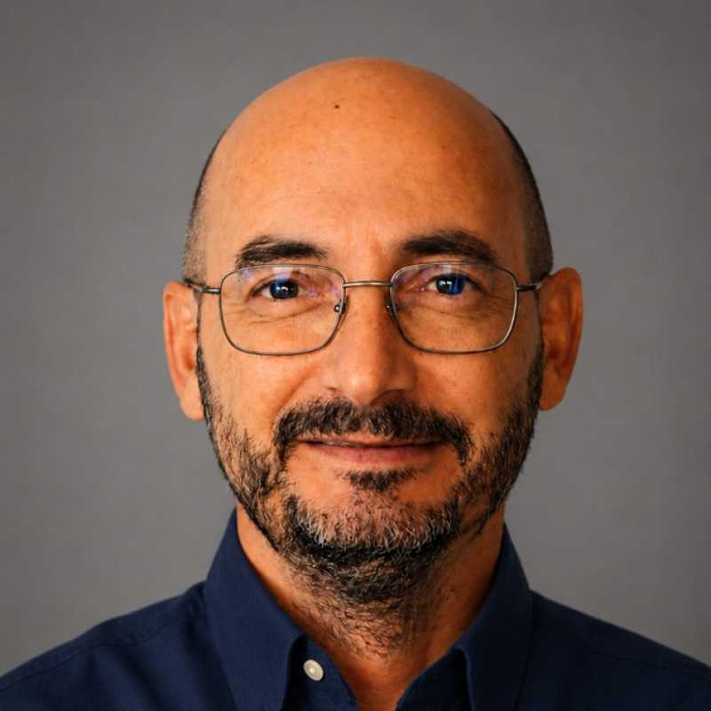 Guillermo Antón Pardo, Experto asociado