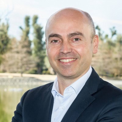 Javier Pozo Ugidos, Director asociado