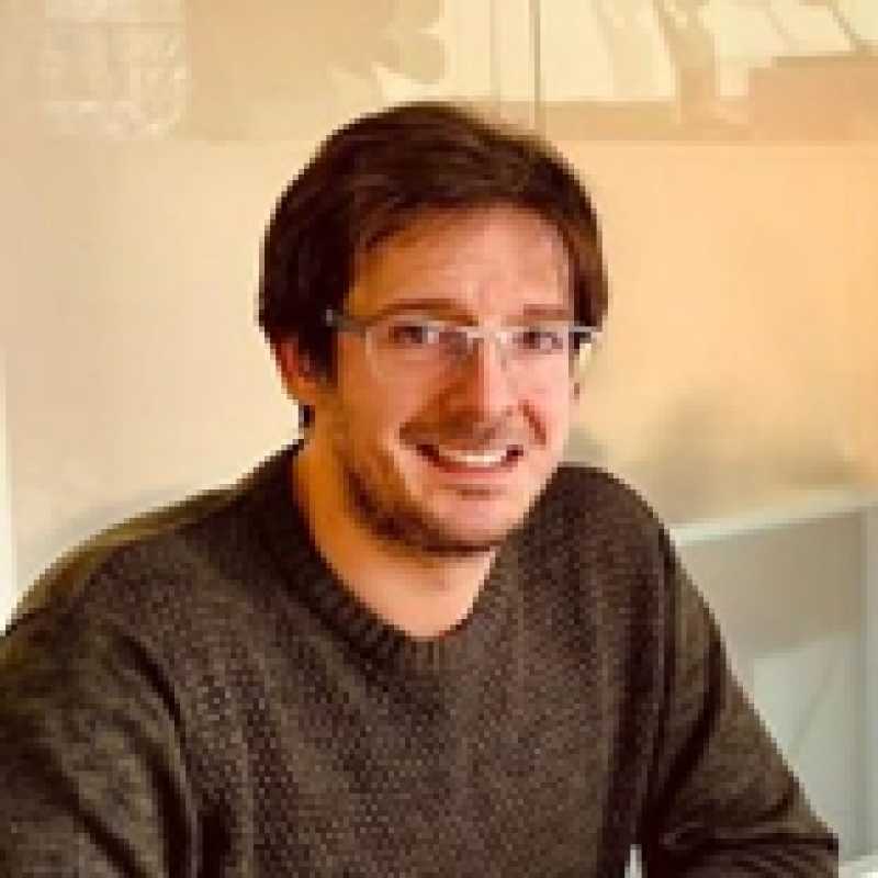 Mario Modesto Mata, Docente UNIR