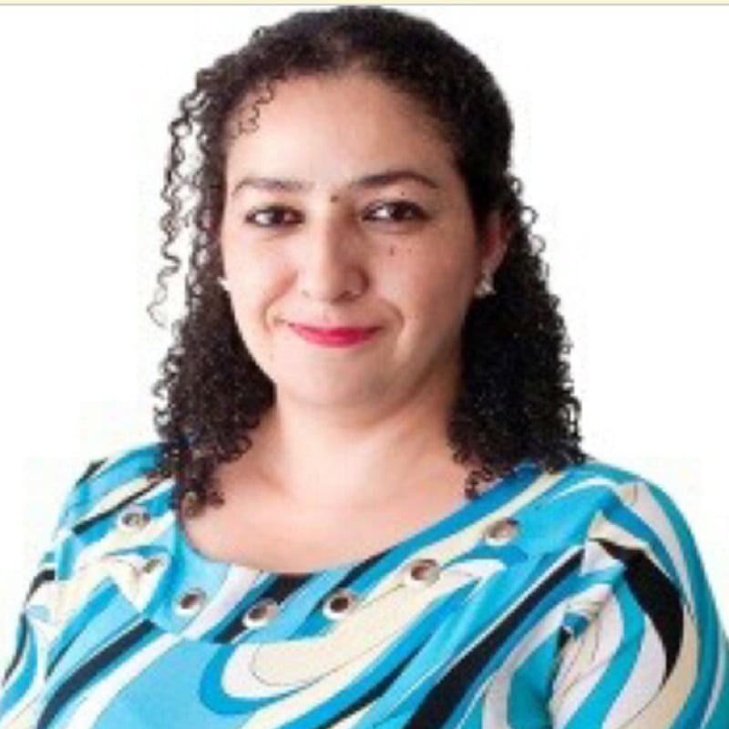 Mónica Guadalupe Olivares Robles Gil, Experta asociada