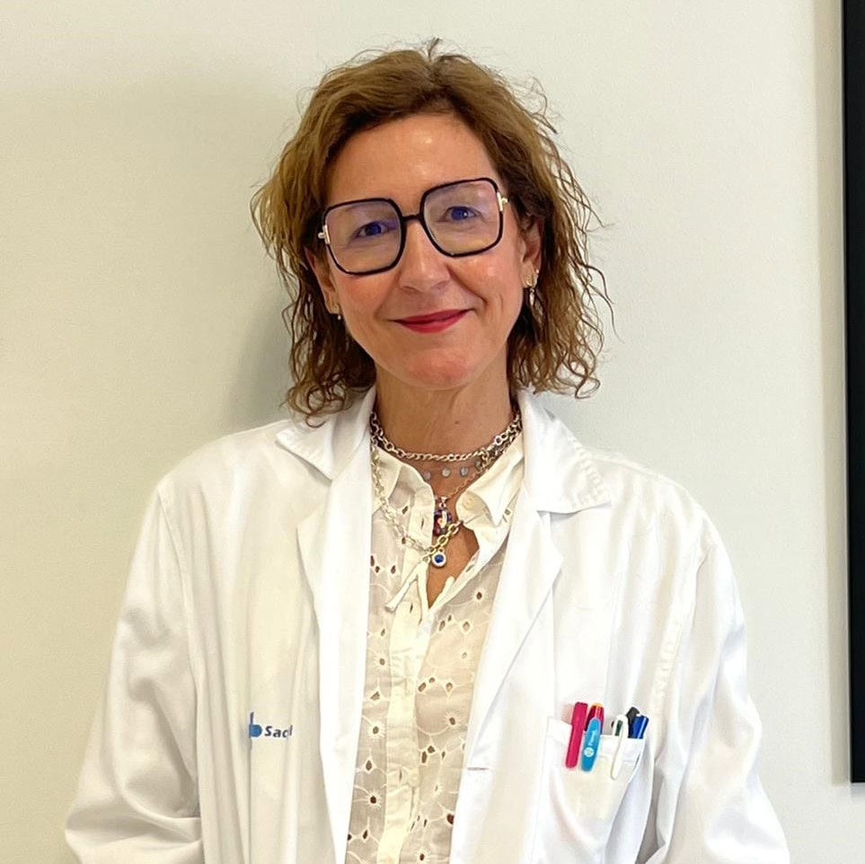 Nellyda Echeverría Hernández, Experta Asociada