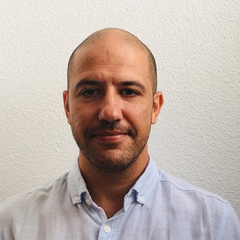 Nicolás Ponce González, Experto asociado