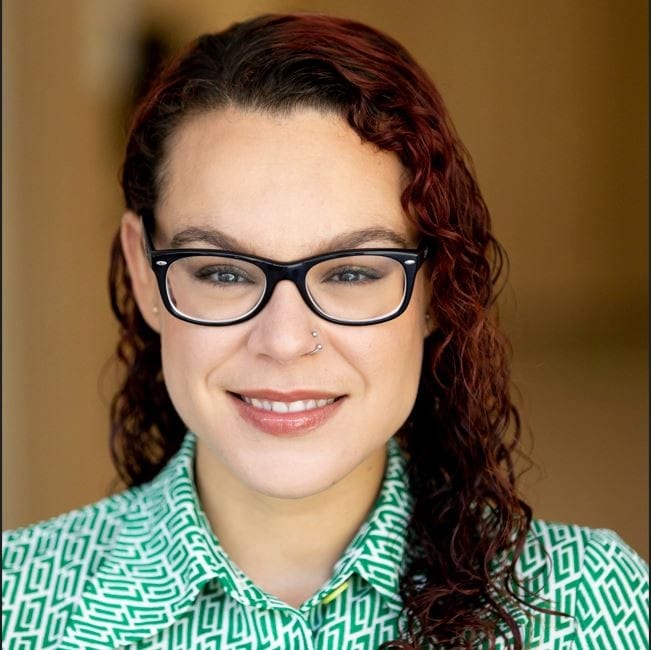 Noelia García Palomares, Experta asociada