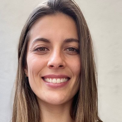 Paula de Francisco Jiménez, Experta asociada