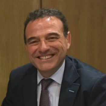 Rafael Mota Vargas, Experto asociado