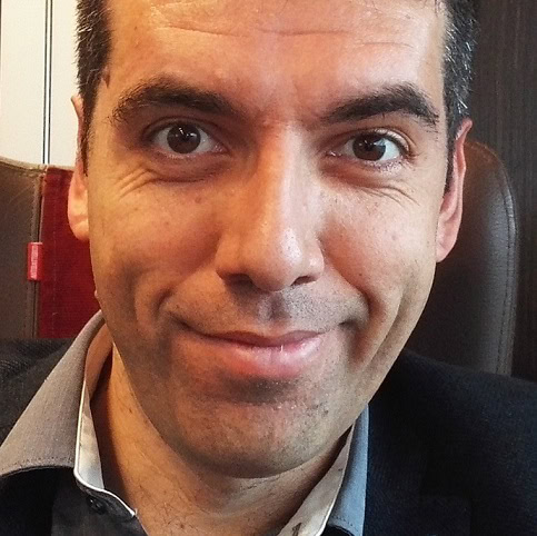 Rodrigo Hormazábal Lama, Experto Asociado