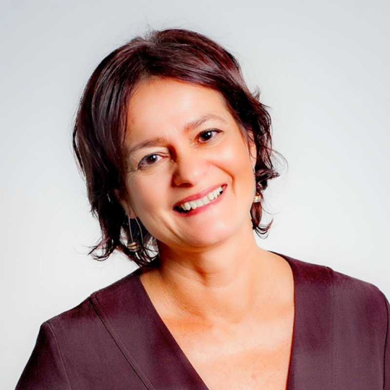 Virginia Cabrera Nocito, Experta asociada